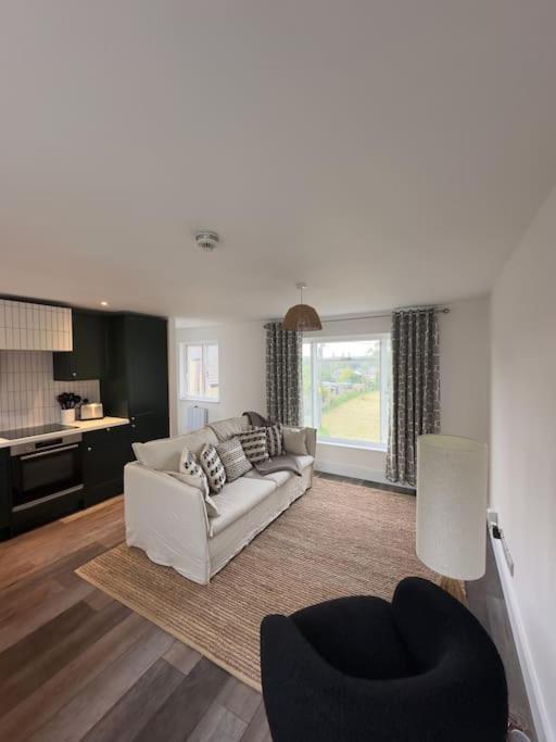 Chic Barn Conversion In The Cotwolds Enstone Exterior photo